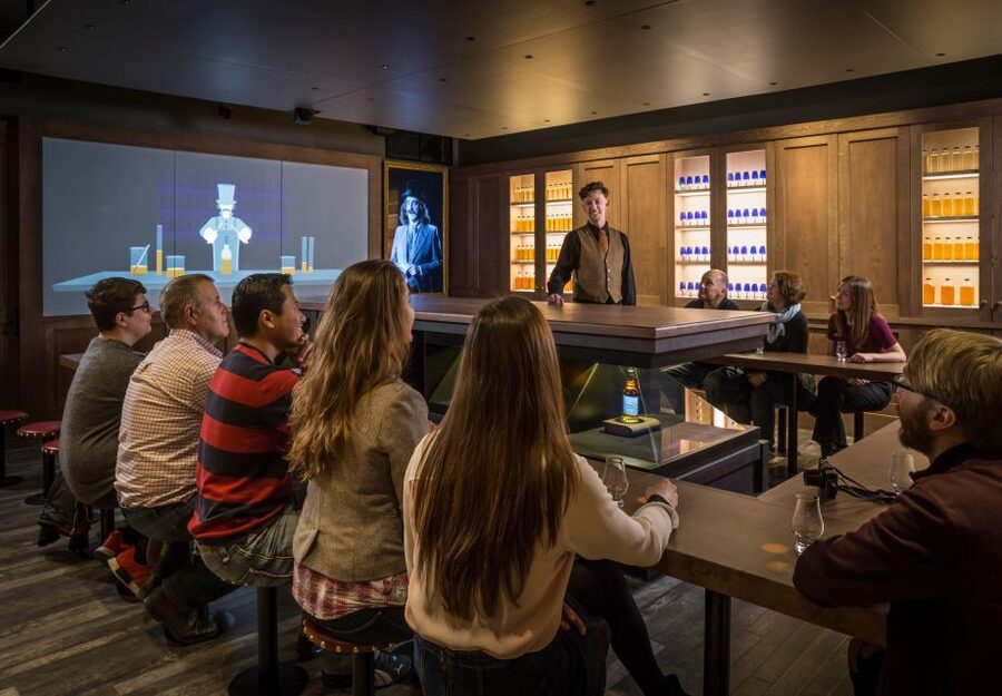 Edinburgh: The Scotch Whisky Experience Tour and Tasting - Entering the famous glass-and-marble whisky vault