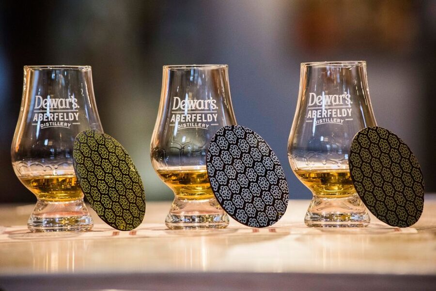 Edinburgh: Ultimate Whisky Experience - The morning drive through the Highlands
