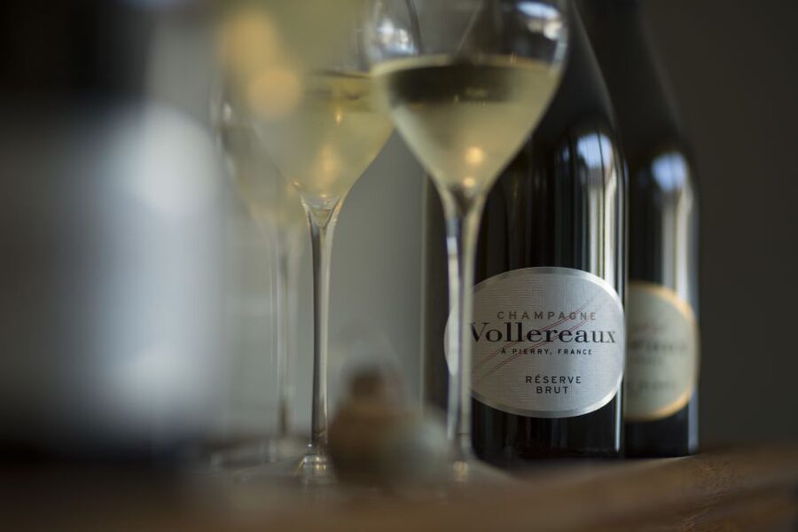 Epernay: Guided Tour of Champagne Cellar with Tastings - Inside the 40-minute cellar and production tour