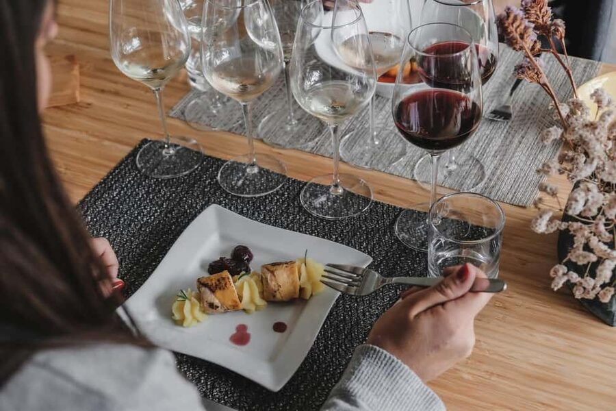 Etna Urban Winery, Vineyard Walk & Sunset Tasting Dinner - Who should book this experience?
