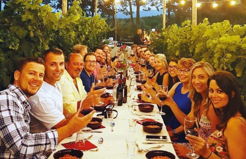 Florence: Chianti Vineyards Tour with Wine Tasting & Dinner - Who should book this Chianti evening