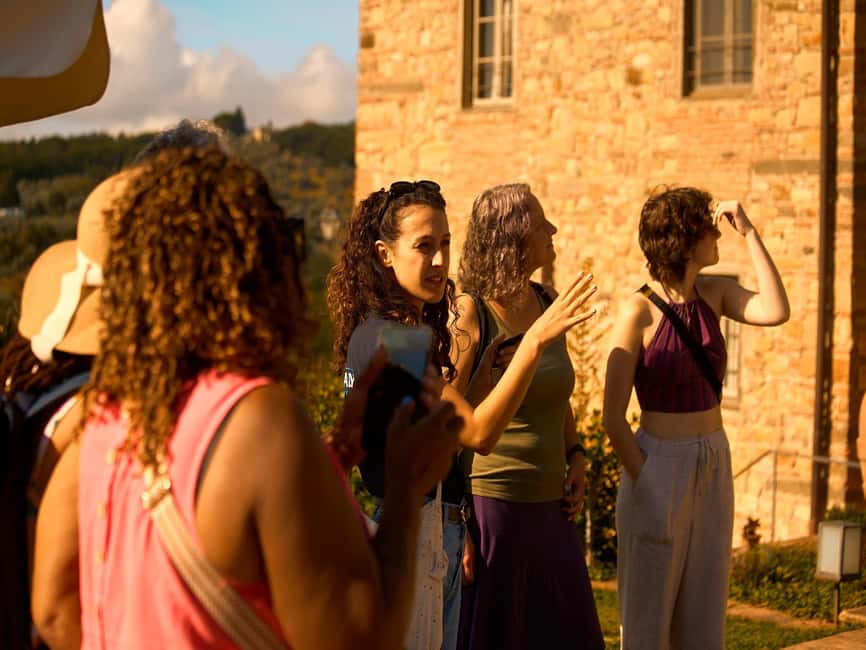 Florence: Great Chianti Wine and Olive Oil Trail with Lunch - Second winery: a more social tasting