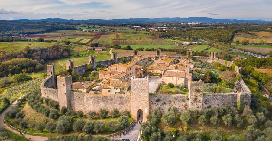 Florence: Monteriggioni & Val d'Orcia Optional Wine Tasting - Key points to know before booking