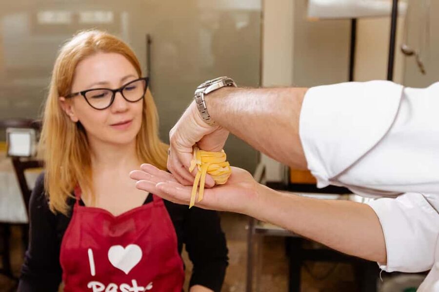 Florence: Pasta Class with Wine, Limoncello and Dessert - Pasta-making beside Ponte Vecchio