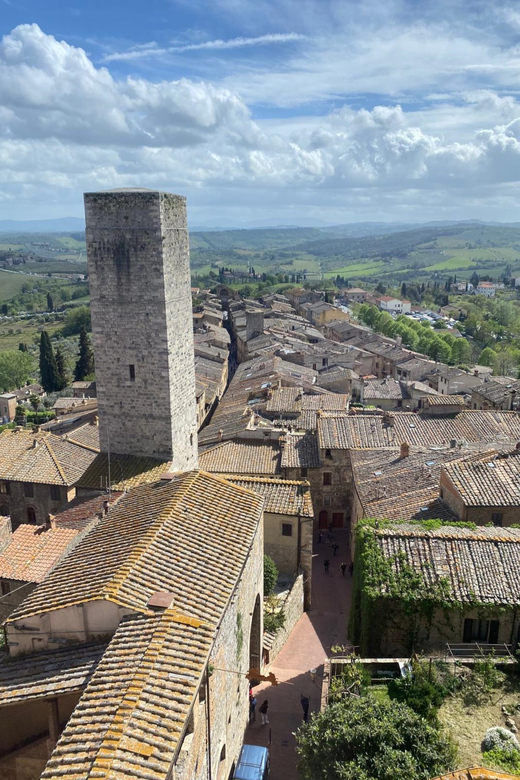 Florence: San Gimignano & Siena Tasting Experience - Wine tasting and a light Tuscan lunch