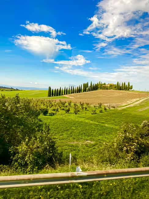 Florence: Val d’Orcia Wine Tasting & Lunch Small Group Tour - Montepulciano: steep lanes, stone buildings, and wine