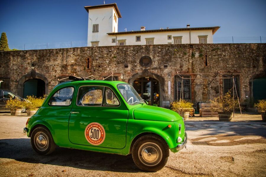 Florence Wine Tasting and Tuscan Lunch in a Vintage Fiat 500 - A 15th-century villa and family vineyard
