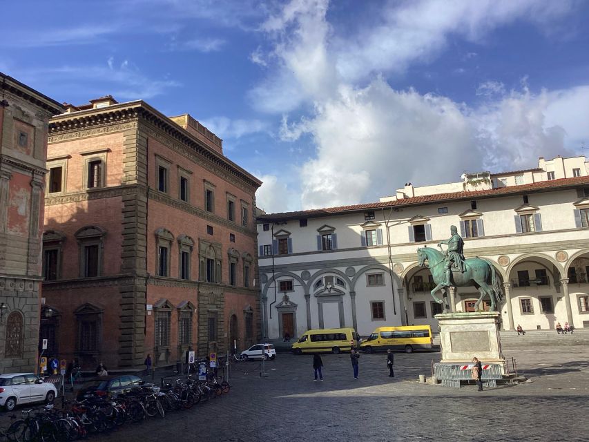 Florence: Wine Windows Walk with Wine Tasting and Appetizers - What the $116 price really covers
