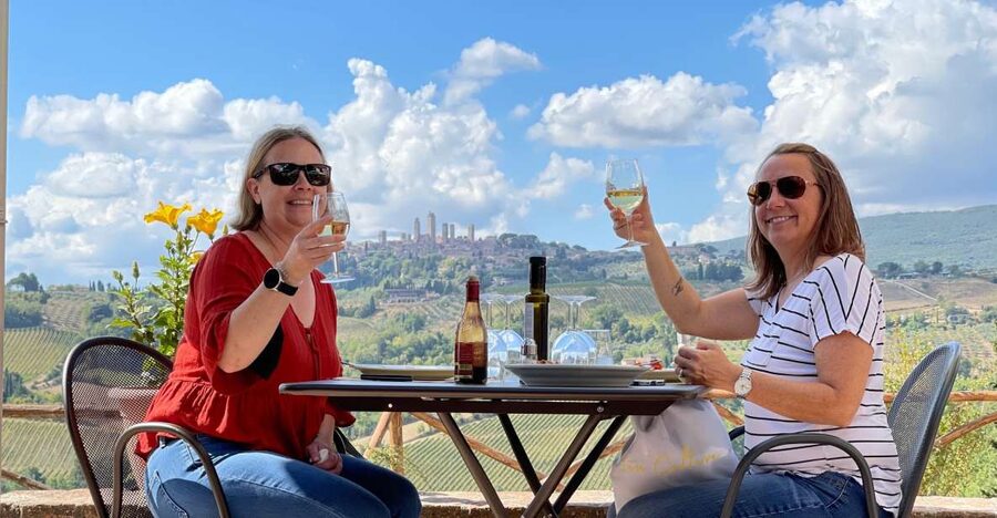 Florence: Wineries, Tastings, Lunch & San Gimignano Day Trip - San Gimignano delivers towers, stone lanes, and famous gelato