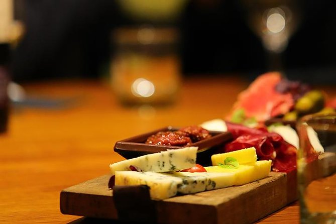 French Wine and Champagne Tasting in Paris - Why this tasting works better than simply ordering a bottle