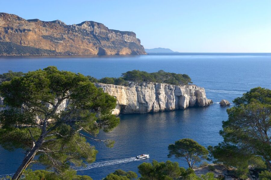 From Aix: Cassis Boat Ride & Provence Wine Tasting Day Tour - Cap Canaille and the Route des Crêtes