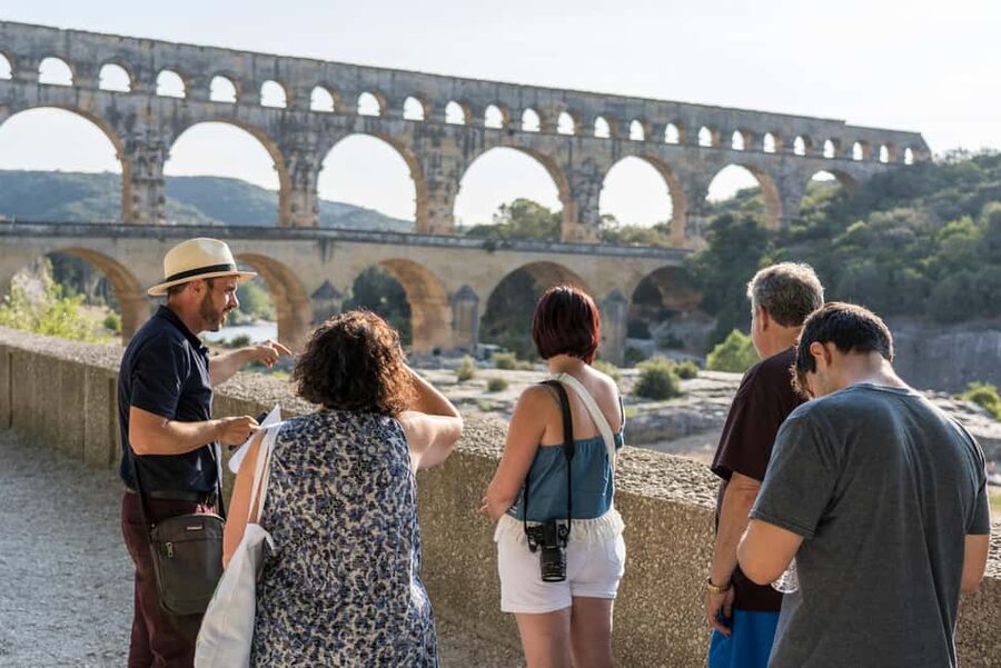 From Aix-en-Provence: Provence Region Tour with Wine Tasting - Pont du Gard, Rome’s water highway