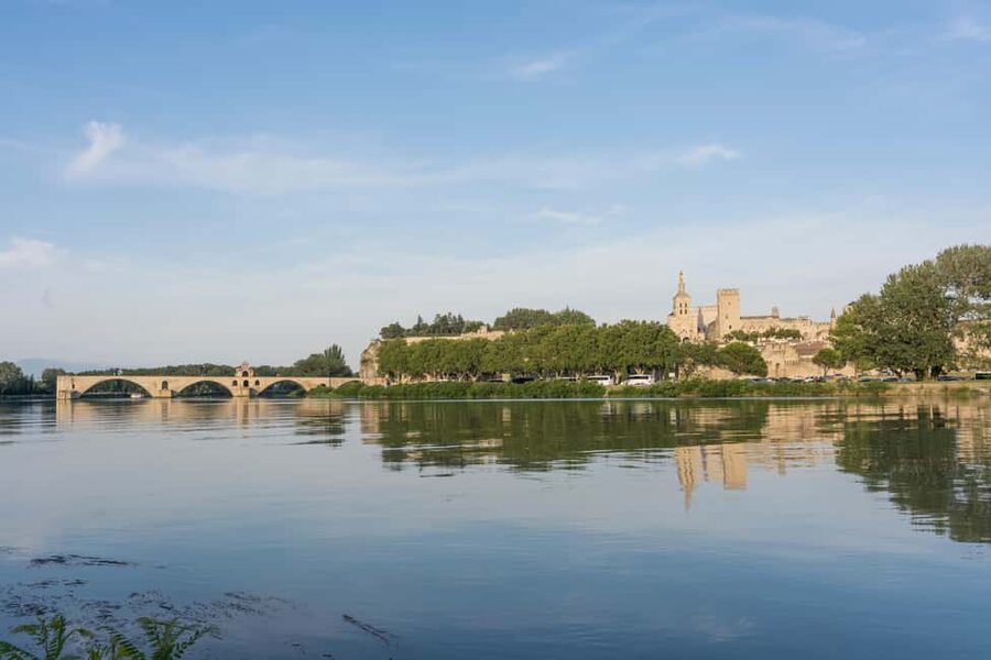 From Aix-en-Provence: Provence Region Tour with Wine Tasting - Final call