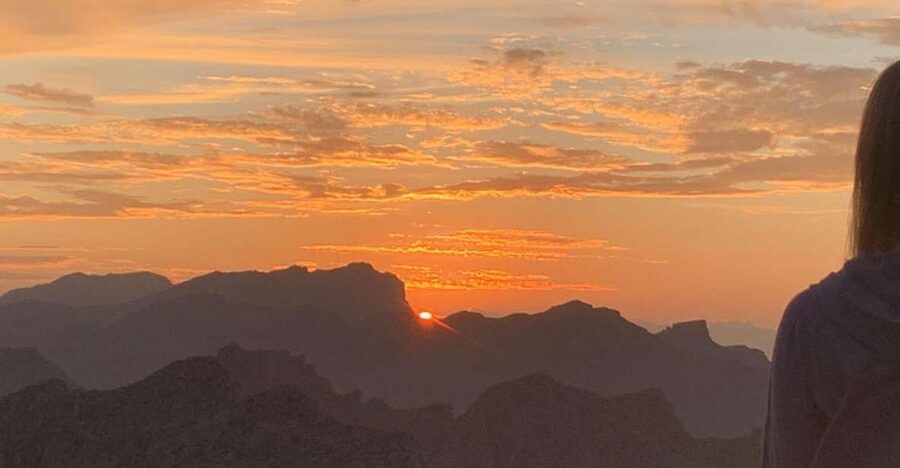 From Alcudia: Sunset Formentor Tour with Cava - Cava and strawberries make the ending feel special