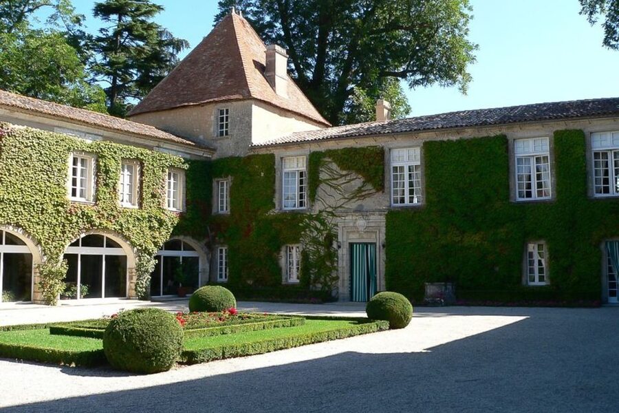 From Bordeaux: Full-Day Medoc Wine Tour - Key points at a glance