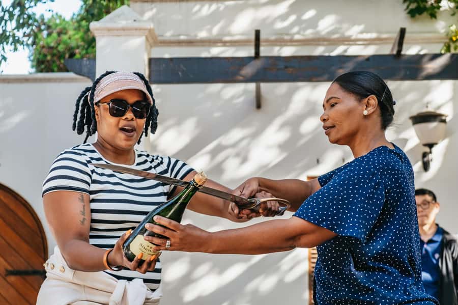 From Cape Town: 3 Regions Wine Tour with 3 Estates, 15 Wines - The early Cape Town pickup