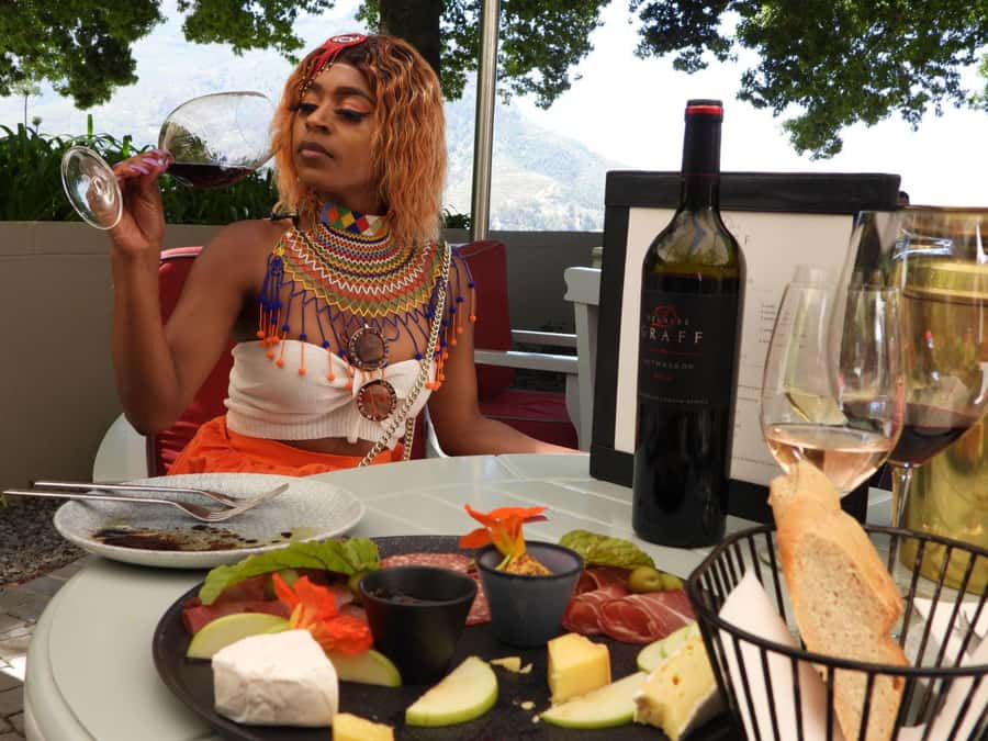 From Cape Town: Stellenbosch & Franschhoek Wine Tasting Tour - Franschhoek, cafés, and free time