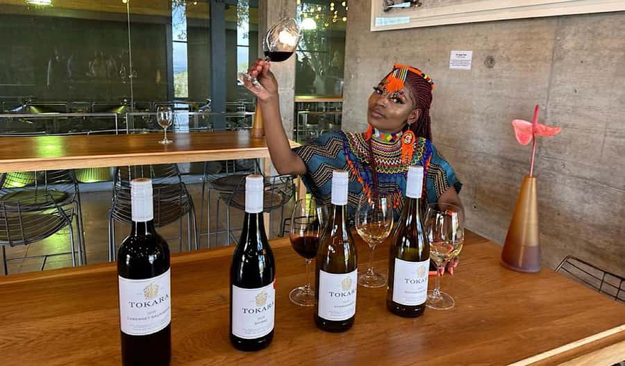 From Cape Town: Stellenbosch & Franschhoek Wine Tasting Tour - Four estates, three wine regions, one long day