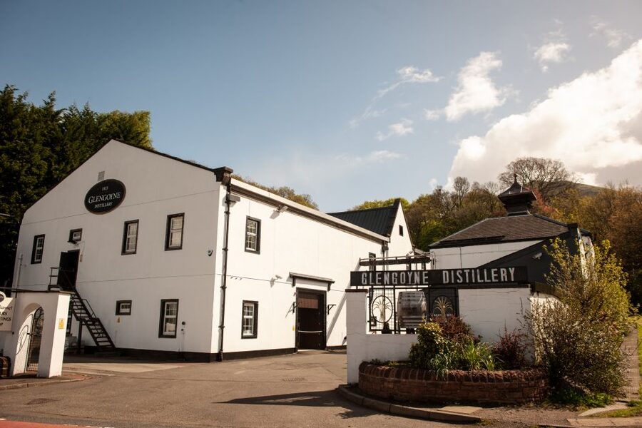 From Edinburgh: Discovering Malt Whisky Day Tour with Entry - Deanston: whisky inside a former cotton mill