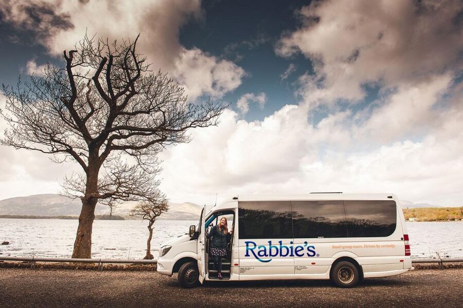 From Edinburgh: Discovering Malt Whisky Day Tour with Entry - What the driver-guide adds to the experience
