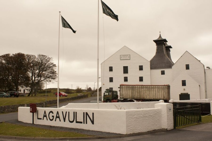From Edinburgh: Islay and The Whisky Coast 4-Day Tour - From Edinburgh to Oban through the Trossachs