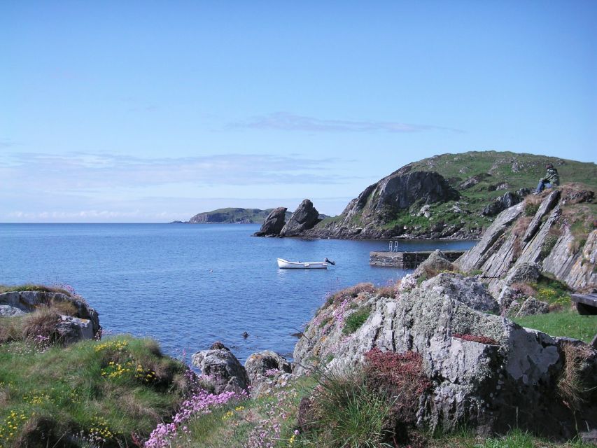 From Edinburgh: Islay and The Whisky Coast 4-Day Tour - Three nights in Bowmore and what the accommodation means