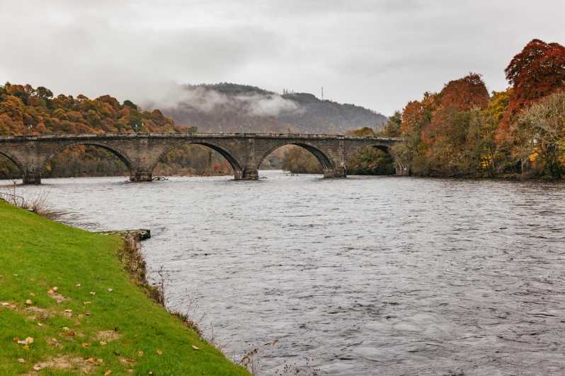 From Edinburgh: Scottish Highlands Tour with Whisky Tasting - Leaving Edinburgh over the Forth