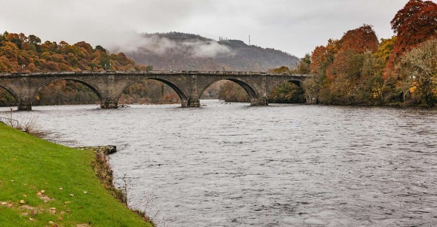 From Edinburgh: Scottish Highlands Tour with Whisky Tasting - The Hermitage and Black Linn Falls