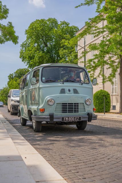 From Epernay : Champagne tasting with a vintage car - Why this vintage van tour works
