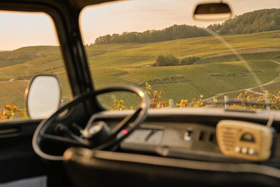 From Epernay : Champagne tasting with a vintage car - The Estafette Alouette Renault ride