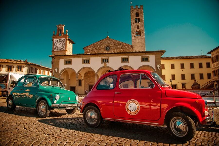 From Florence: Sunset Wine Tasting Tour in Vintage Car - The first 30 minutes: learning the old car