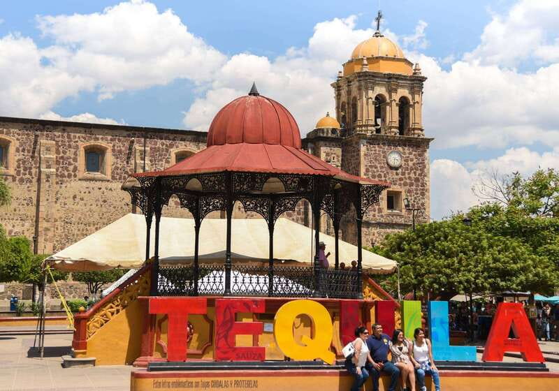 From Guadalajara: Tequila Trail Tour with Tasting - The cantarito stop in Jalisco