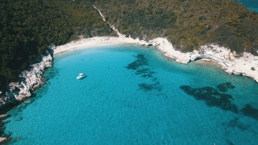 From Lefkimmi: Corfu, Kavos Party Booze Cruise - Leaving shore with music already playing