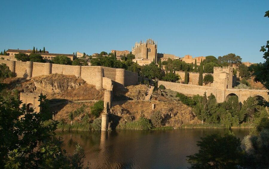 From Madrid: Toledo Tour with Wine Tasting and 3 Monuments - Walking through Toledo with a bilingual guide