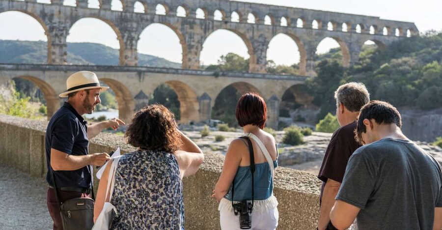 From Marseille: Provence Sightseeing Tour and Wine Tasting - Pont du Gard: Roman engineering with a clear time limit