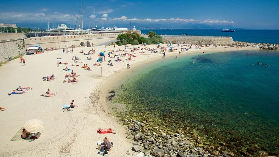 From Nice: Cannes, Saint Paul de Vence and Wine Tasting - Saint-Paul-de-Vence: the most atmospheric stop