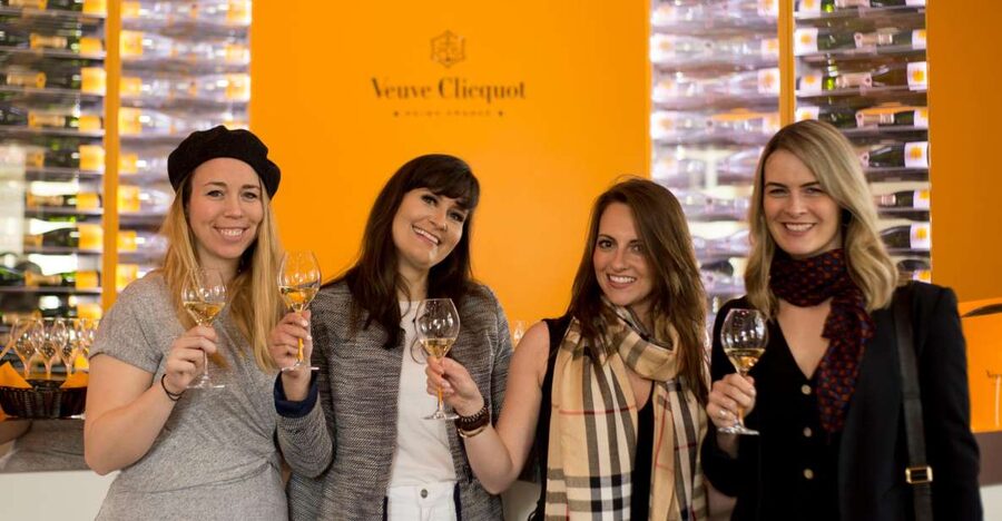From Paris: Reims and Champagne Tasting Full-Day Tour - A three-course lunch that breaks up the tastings