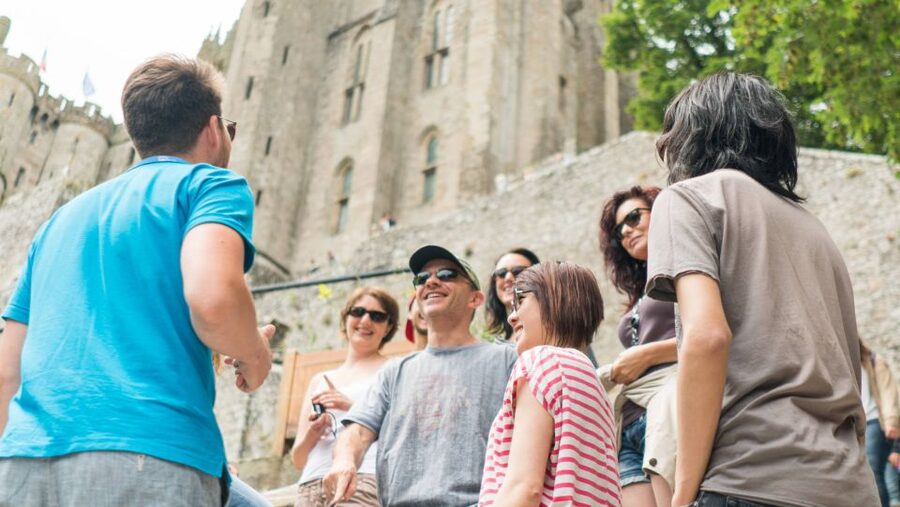 From Paris: Small-Group Mont St Michel Tour & Cider Tasting - Lunch and free time in a crowded village