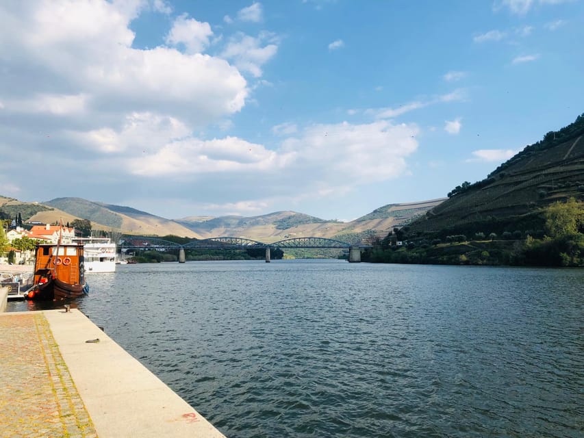 From Porto Day Douro Valley Wine Tour 2 Wine Tasting & Lunch - A regional lunch with valley views