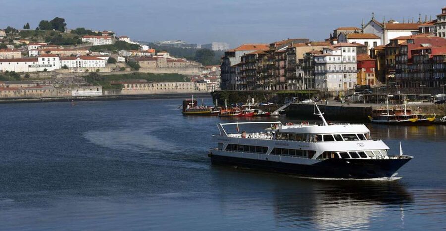 From Porto: Douro River Cruise, Winery Visit & Lunch - Why the Douro Cruise Makes Sense from Porto