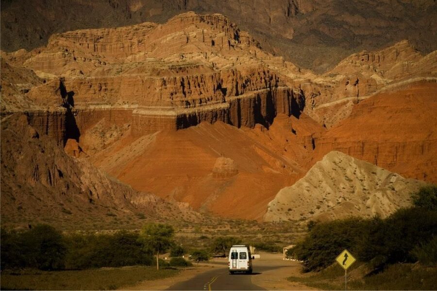 From Salta: Full-Day Tour to Cafayate with Wine Tasting - Lunch and free time in Cafayate