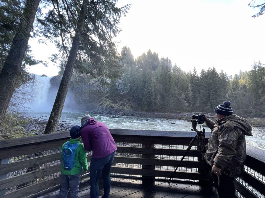 From Seattle: Snoqualmie Falls and Wineries Tour w/ Transfer - The return route may include more than the core itinerary