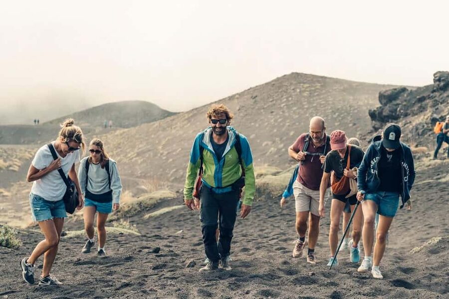 From Siracusa: Etna Tour - Trek, Wine and Food - The ride from Siracusa to the volcano