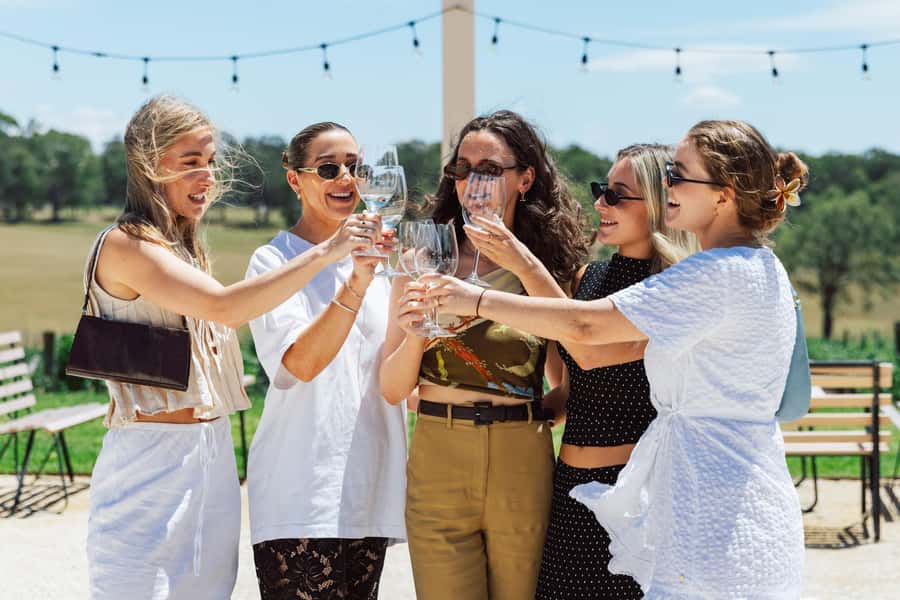 From Sydney: Full-Day Hunter Valley Wine Tour & Lunch - The early Sydney start and the road north