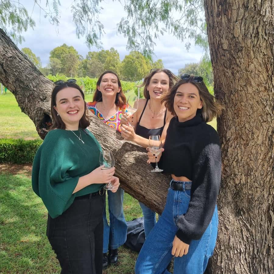 From Sydney: Hunter Valley Wine, Gin & Food Tastings Tour - Wine with cheese and chocolate