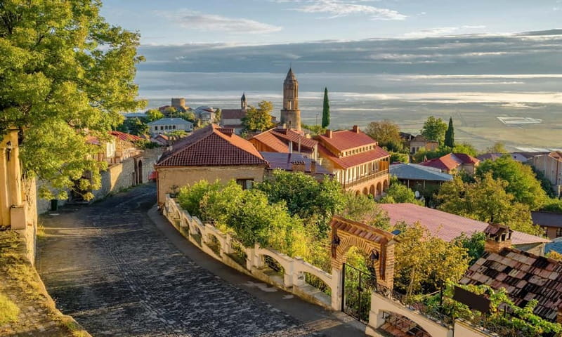 From Tbilisi: Kakheti Wine Region Tour with 9 Wine Tastings - Sighnaghi, the City of Love