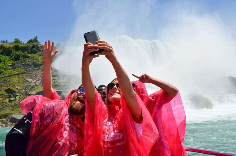 From Toronto: Niagara Falls Full-Day Bus Tour & Winery Stop - A full Niagara day from Toronto