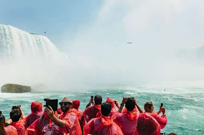 From Toronto: Niagara Falls + Winery, Cruise, & Lunch Option - A short winery stop with a shopping angle
