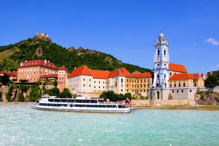 From Vienna: Wachau Valley Day Tour with Wine Tasting - What $234 buys you, and where the value sits
