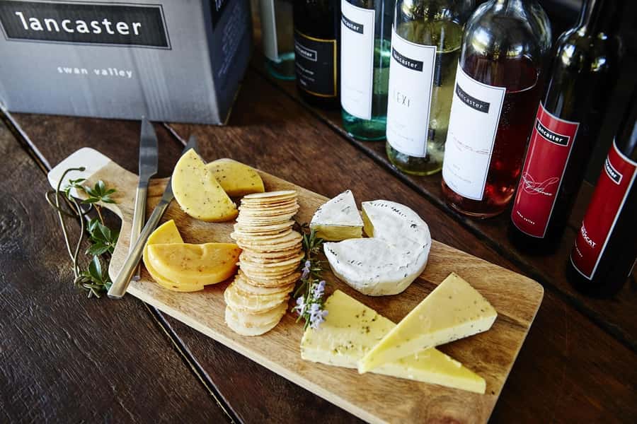 Full-Day Swan Valley Wineries with Lunch and River Cruise - Key points at a glance